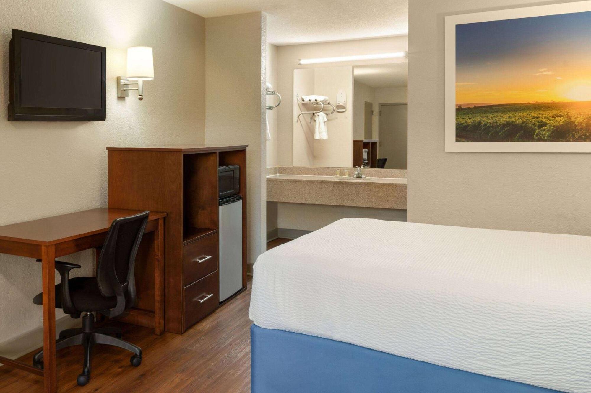 Days Inn By Wyndham Dillon Luaran gambar